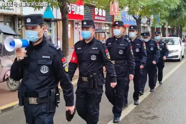 被传辞退的小西天保安已返岗