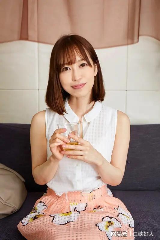 筱田优最新动态，小巷中的美食秘密宝藏