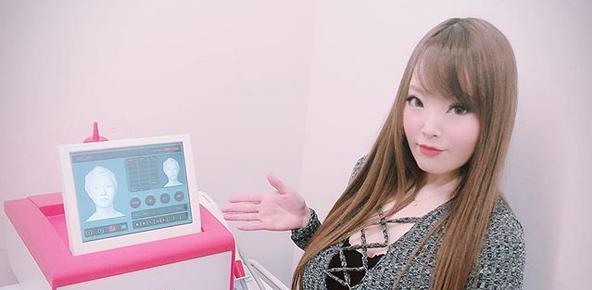 田中瞳最新动态，新生代艺术家的璀璨之星聚焦报道