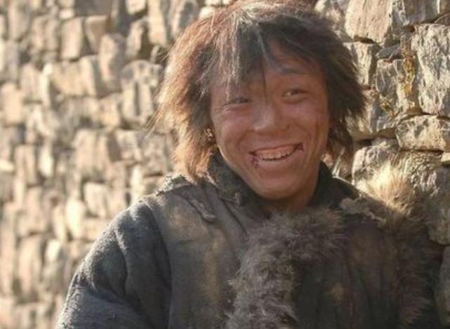 黄渤徐峥银幕碰撞，两大演技派最新电影震撼来袭！
