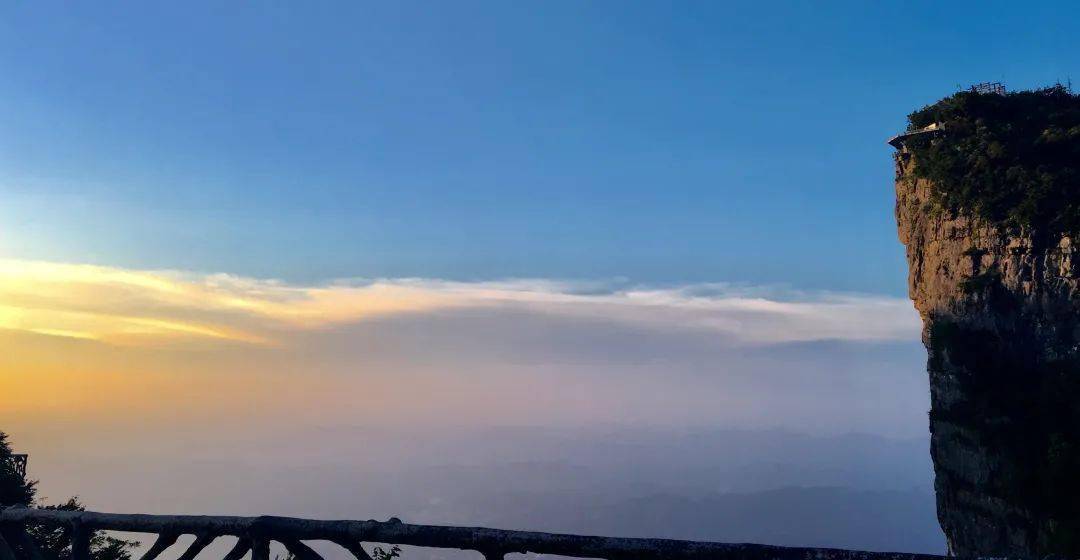卿本佳人在线，与自然美景的旅行邂逅，探寻内心平和之旅