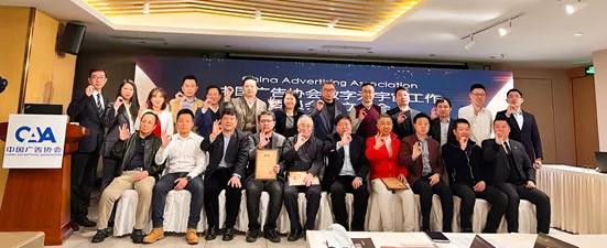 凤凰传媒最新动态，产业融合背景下的多维度深度探讨