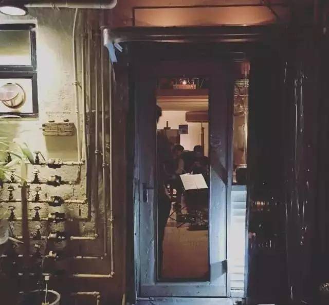 小巷神秘特色小店，揭秘最新隐藏秘境