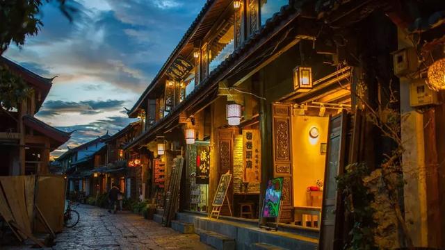 最新电影在线免费观看与自然美景的心灵之旅结合体验