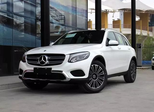GLC260奔驰最新报价揭秘，小巷深处的意外发现