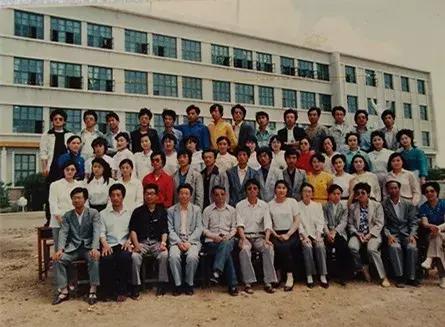 友情与陪伴的温馨日常