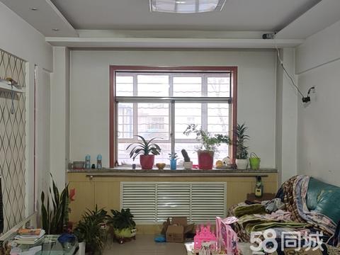 最新平凉二手房急售，远离尘嚣，探索自然美景的置业之旅