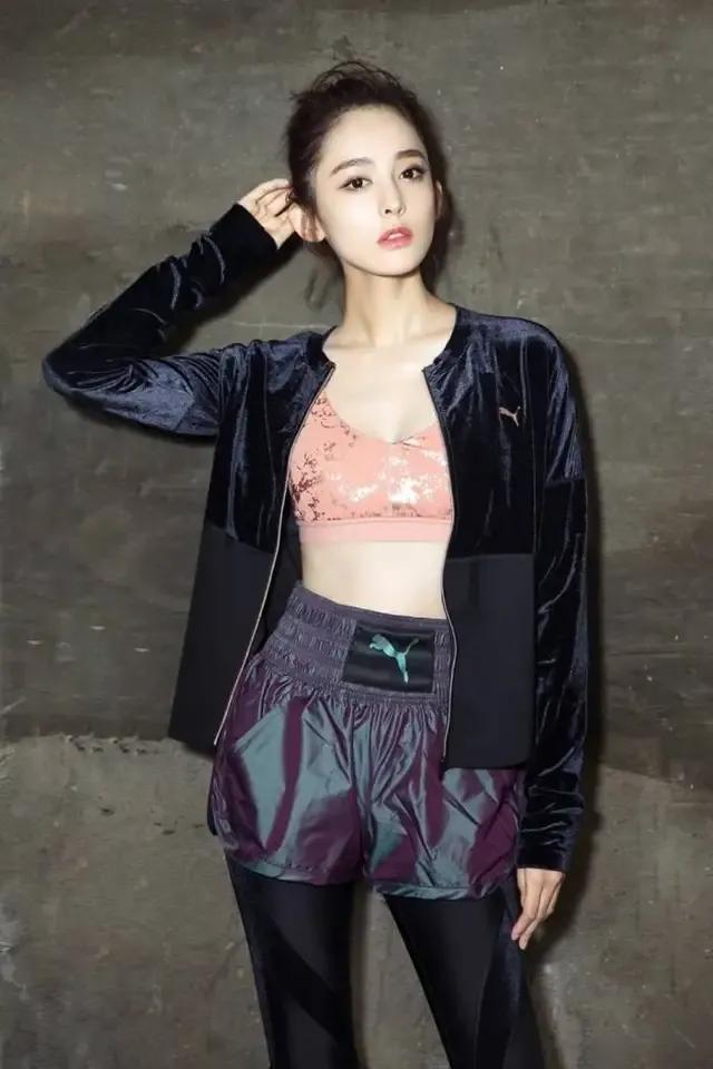 张翰古丽娜扎最新动态揭秘，小巷特色小店成隐藏宝藏！